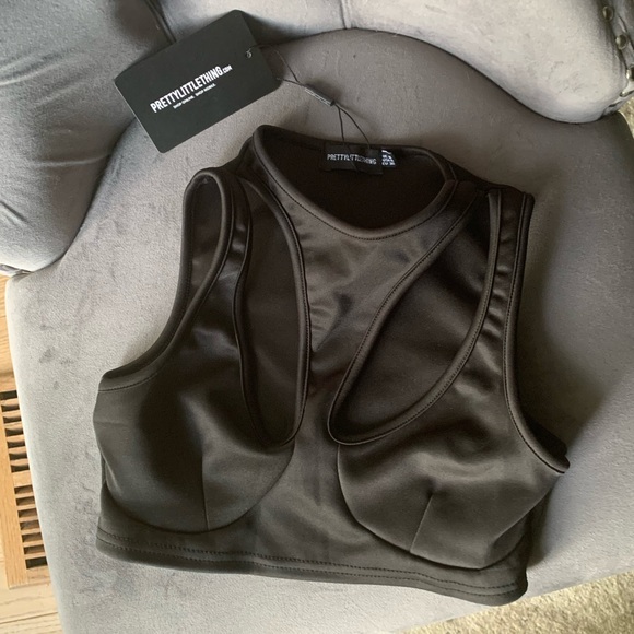 PLT Black cut out crop top - Picture 2 of 4